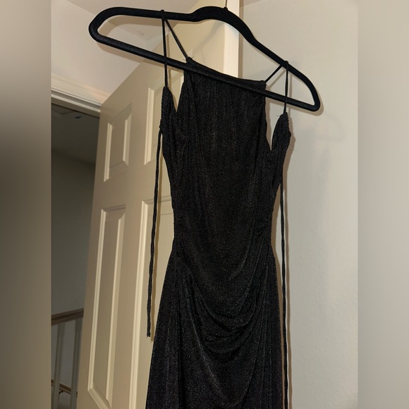 Hello Molly black midi cut out dress - Picture 6 of 7